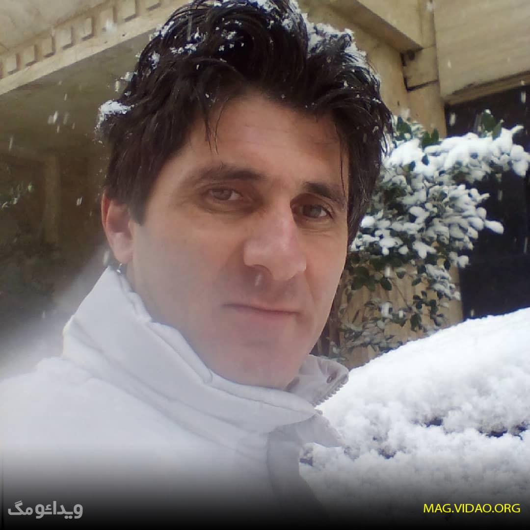 بیوگرافی بابک احمدپور بازیگر فیلم خانه دوست کجاست 3