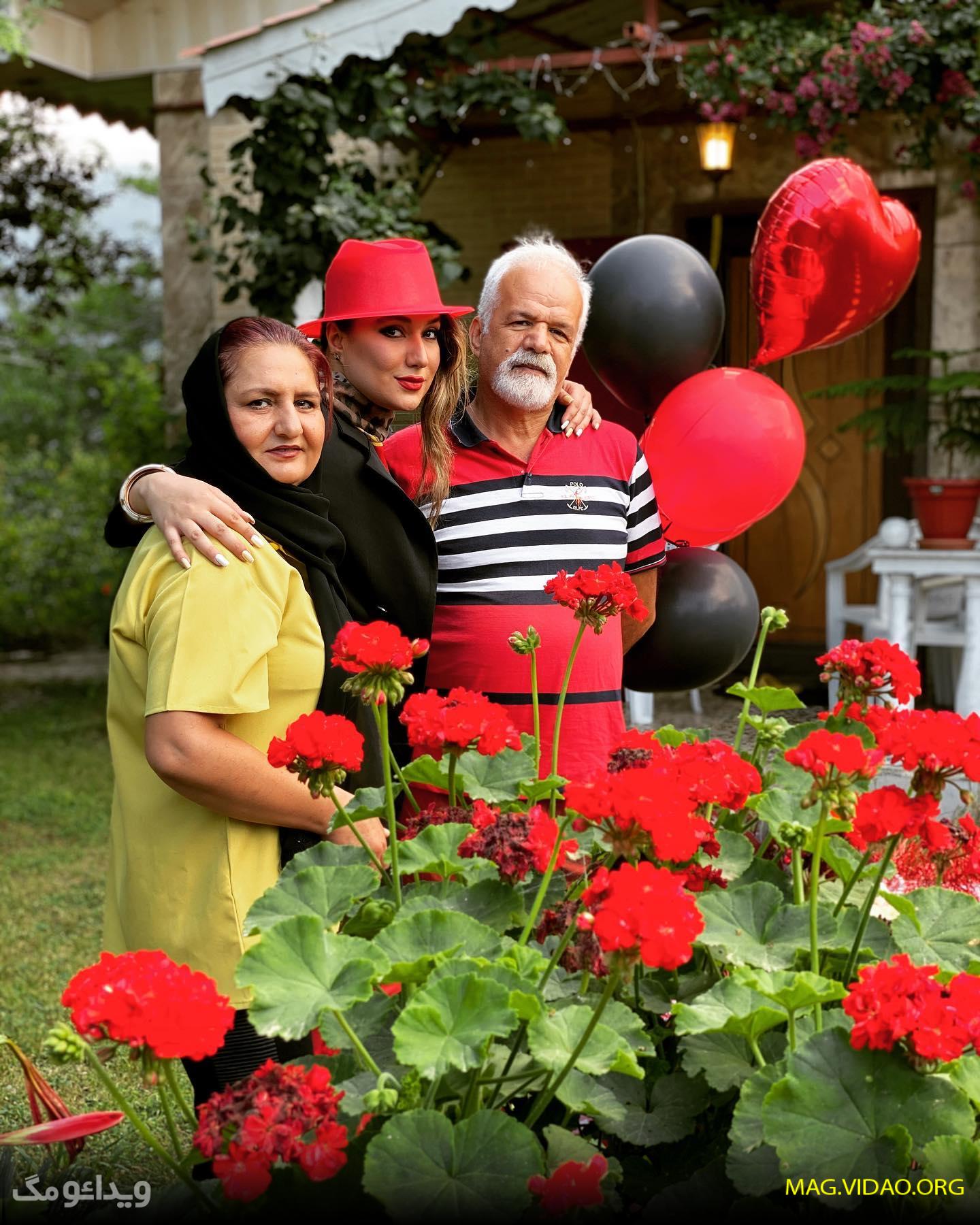 عکس های شخصی مینا دلشاد 23