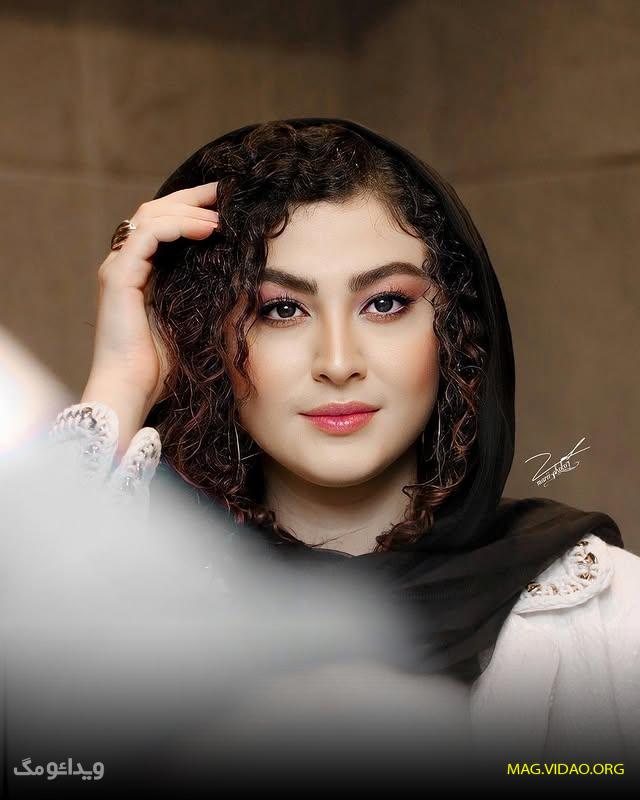 بیوگرافی مریم مومن بازیگر سریال یزدان + همسرش و عکس های شخصی 36