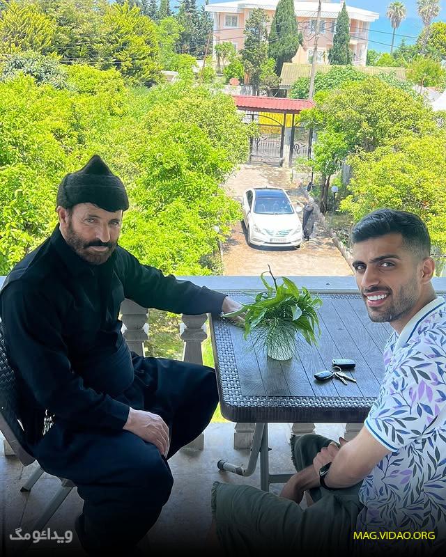 بیوگرافی محمد امینی «مستر چشمک» بلاگر اینستاگرامی 2