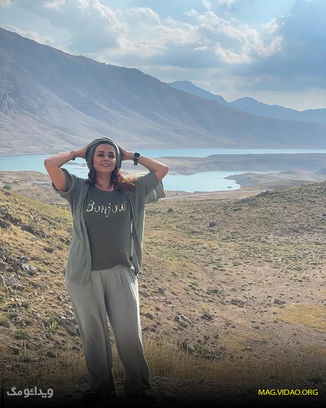 بیوگرافی بیتا موسوی «خبرنگار فرهنگی» و حادثه شهادت سه عضو خانواده‌اش + عکس بی حجاب 18