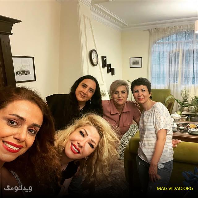 بیوگرافی بیتا موسوی «خبرنگار فرهنگی» و حادثه شهادت سه عضو خانواده‌اش + عکس بی حجاب 20